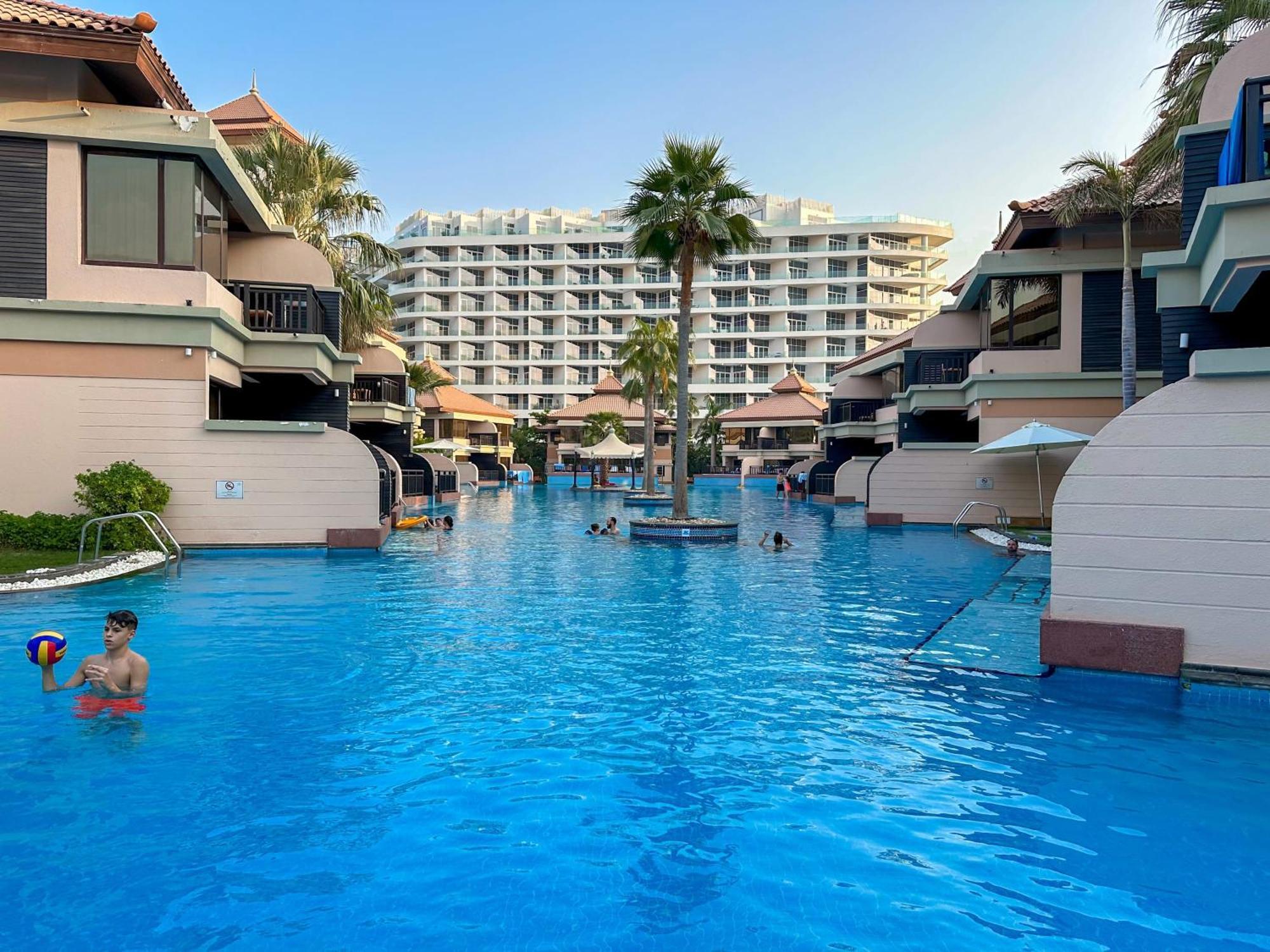 Relaxing 1 Bedroom Apartment At 5 Star Resort Dubai Exterior photo